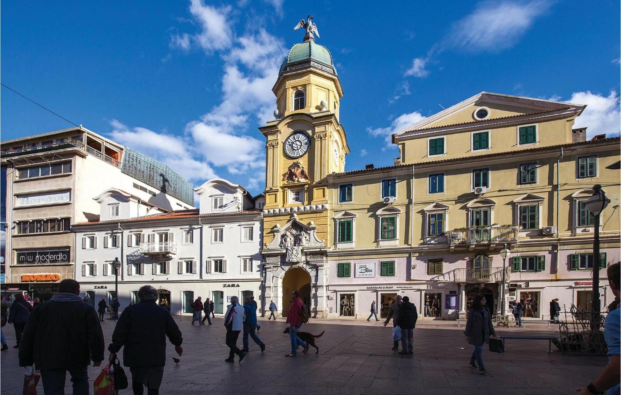 Gorgeous Apartment In Rijeka With House Sea View Eksteriør bilde